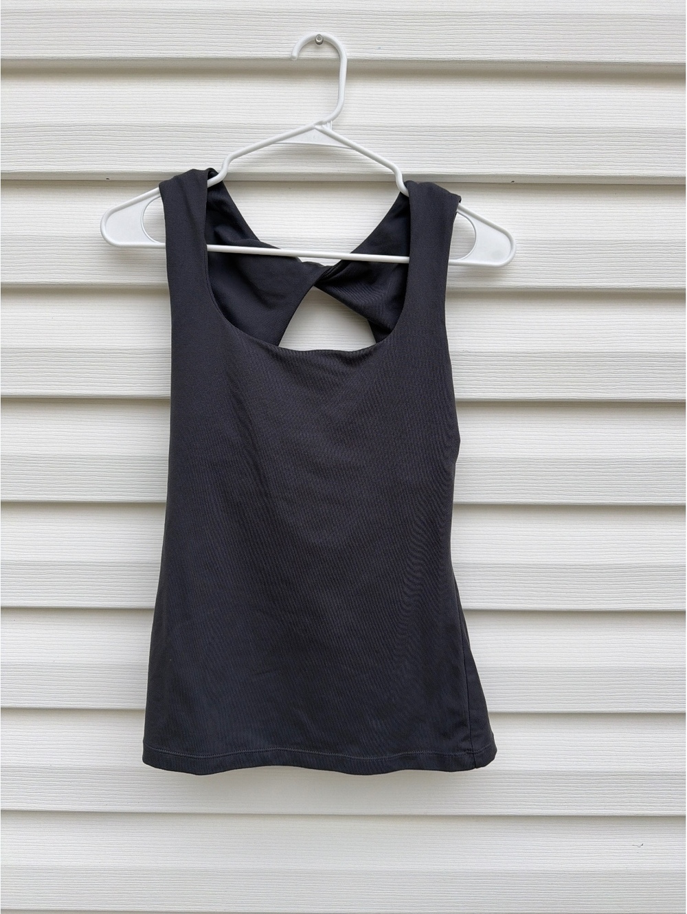Prana Women’s Size S Charcoal Gray Cutout Back Sleeveless Athletic Yoga Tank Top